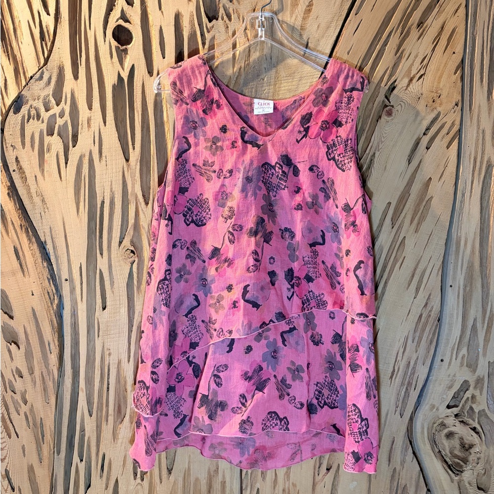 Click by color me cotton 100% linen red floral top. Size: L